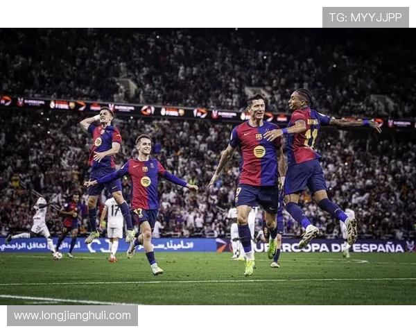 今晚巴萨出战：时隔909天 重返诺坎普！赢球=暂超皇马登顶